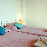 Dom wakacyjny Nikolas House Gimari