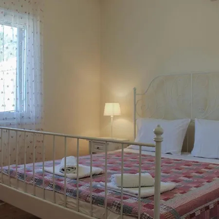 Дом отдыха Nikolas House *