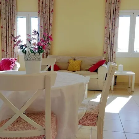 Vakantiehuis Nikolas House