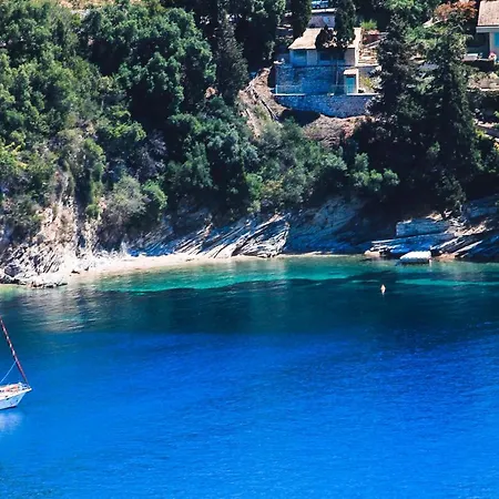 Nikolas House 펜션 기마리