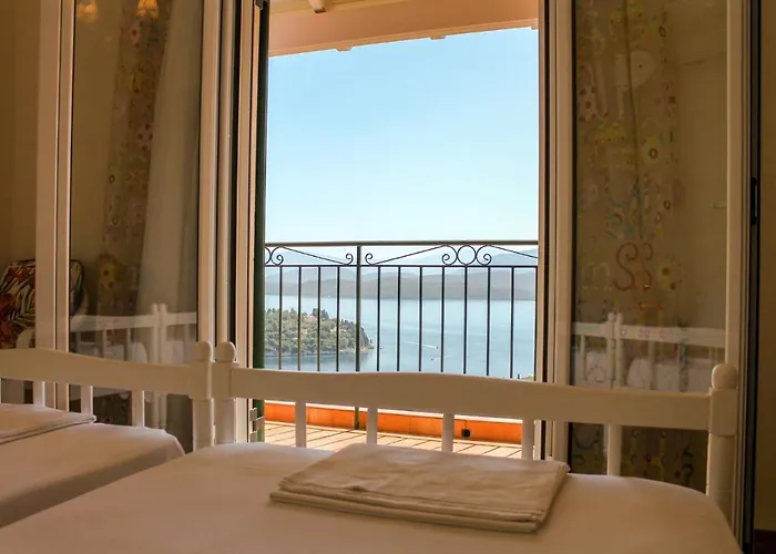 Nikolas House Дом отдыха